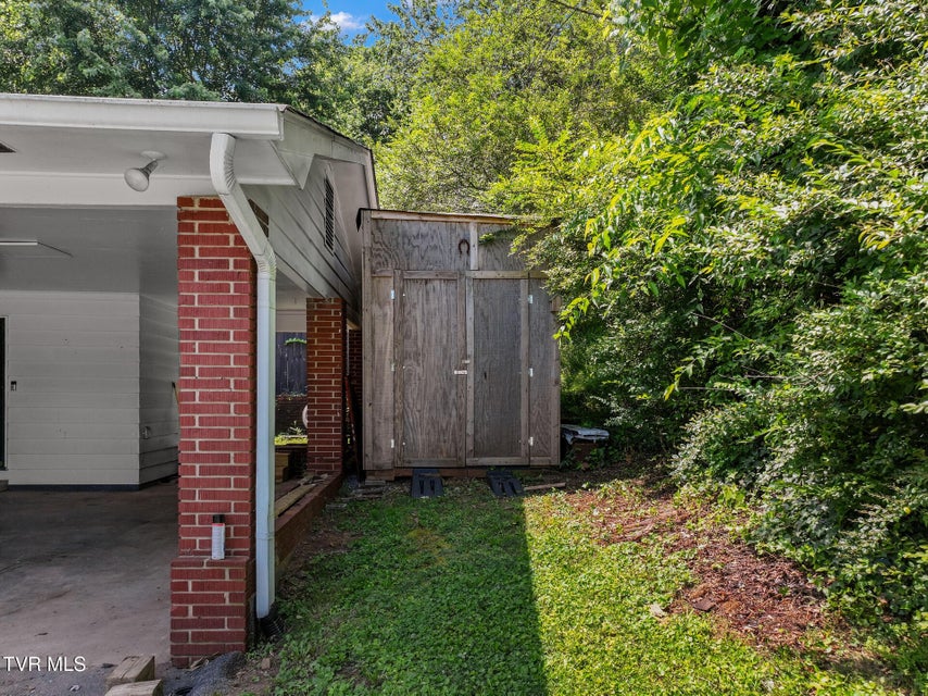 Photo #43: 6613 Wachese Lane