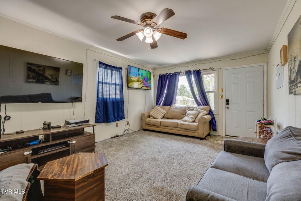 Photo #4: 314 Orleans Street