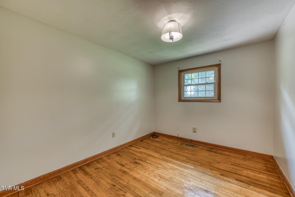 Photo #12: 224 Meadow Drive