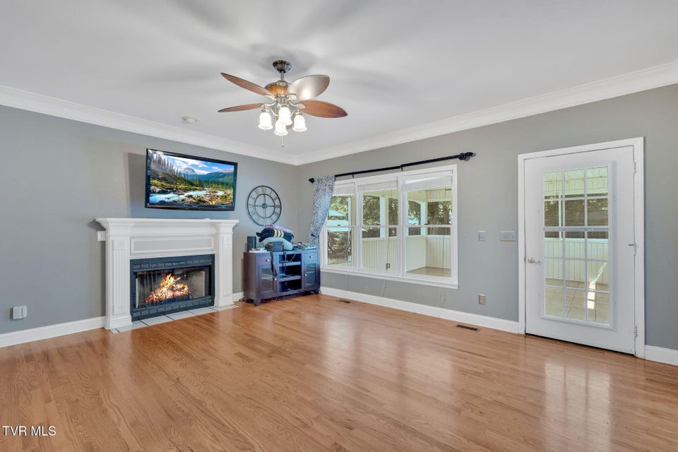 Photo #12: 504 Amelia Court