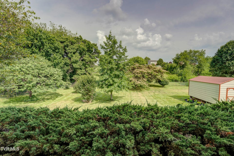 Photo #10: 2146 Buttercup Lane