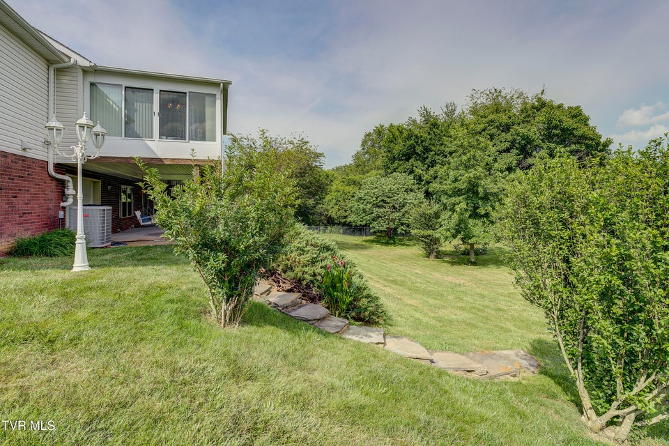 Photo #5: 2146 Buttercup Lane