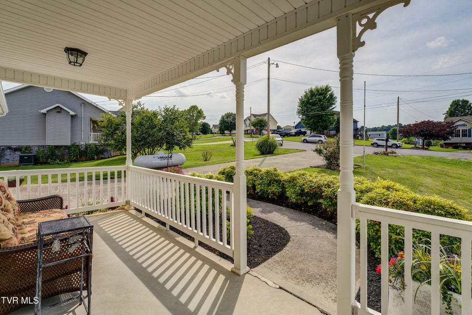Photo #14: 2146 Buttercup Lane