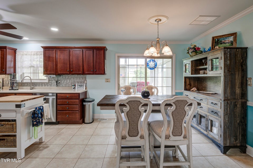 Photo #19: 2146 Buttercup Lane