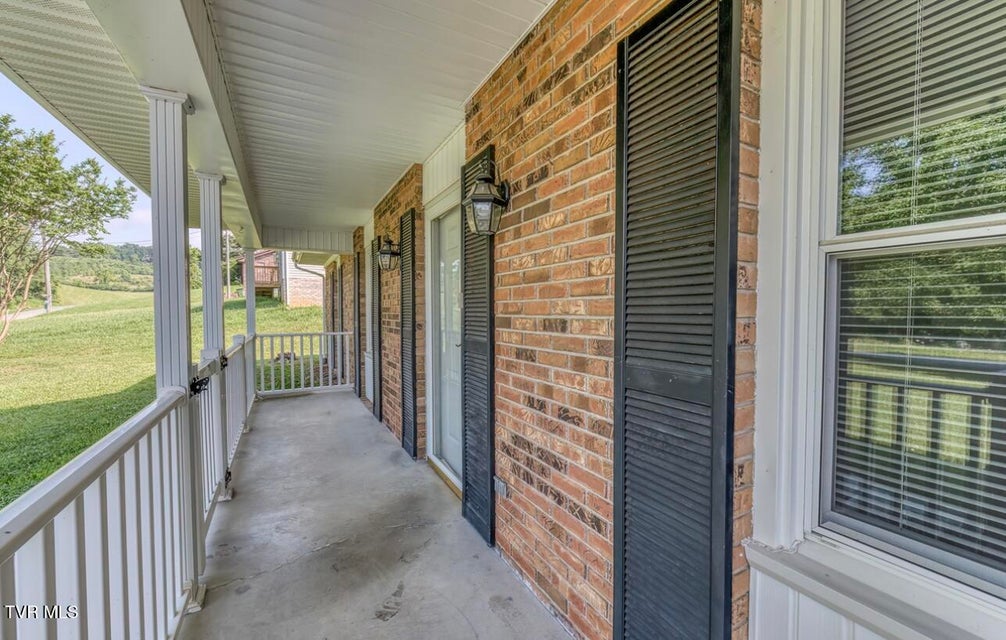 Photo #8: 305 Hedge Drive