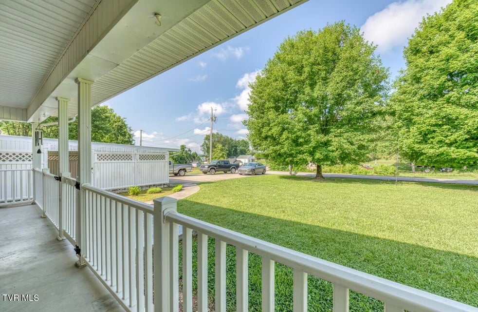 Photo #10: 305 Hedge Drive