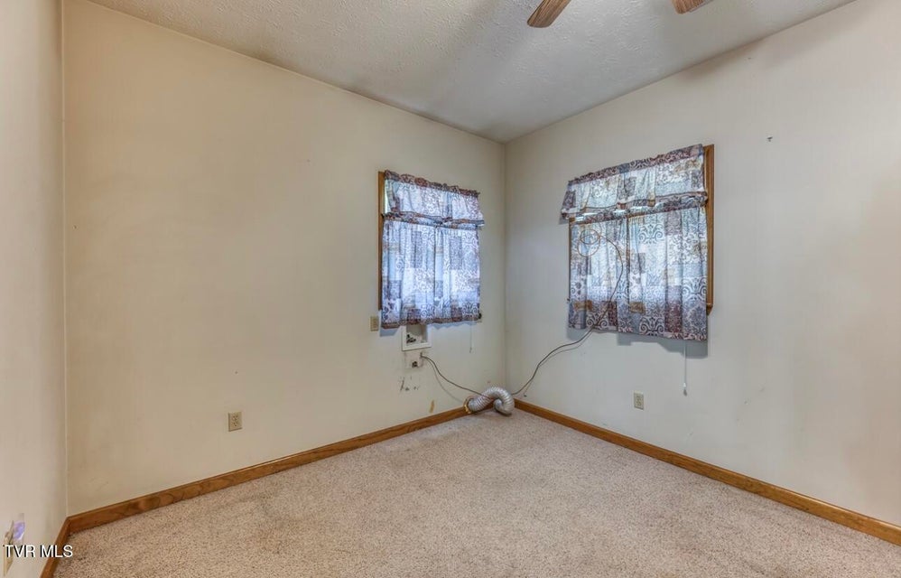 Photo #30: 305 Hedge Drive