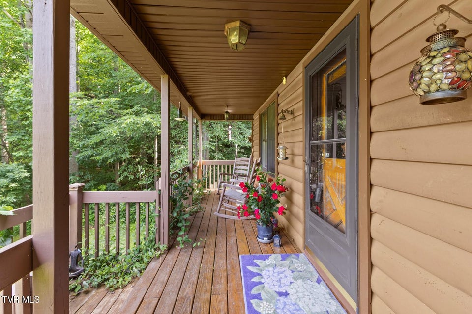 Photo #6: 103 Meadow Springs Court