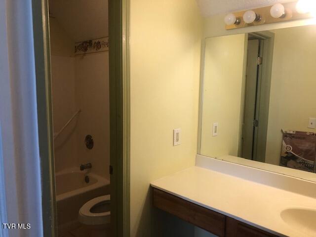 Photo #10: 1005 Milton Court