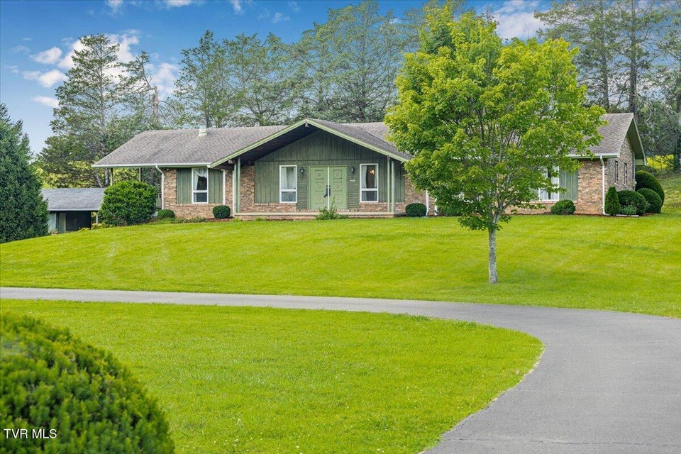 Photo #2: 4116 Greenwood Drive