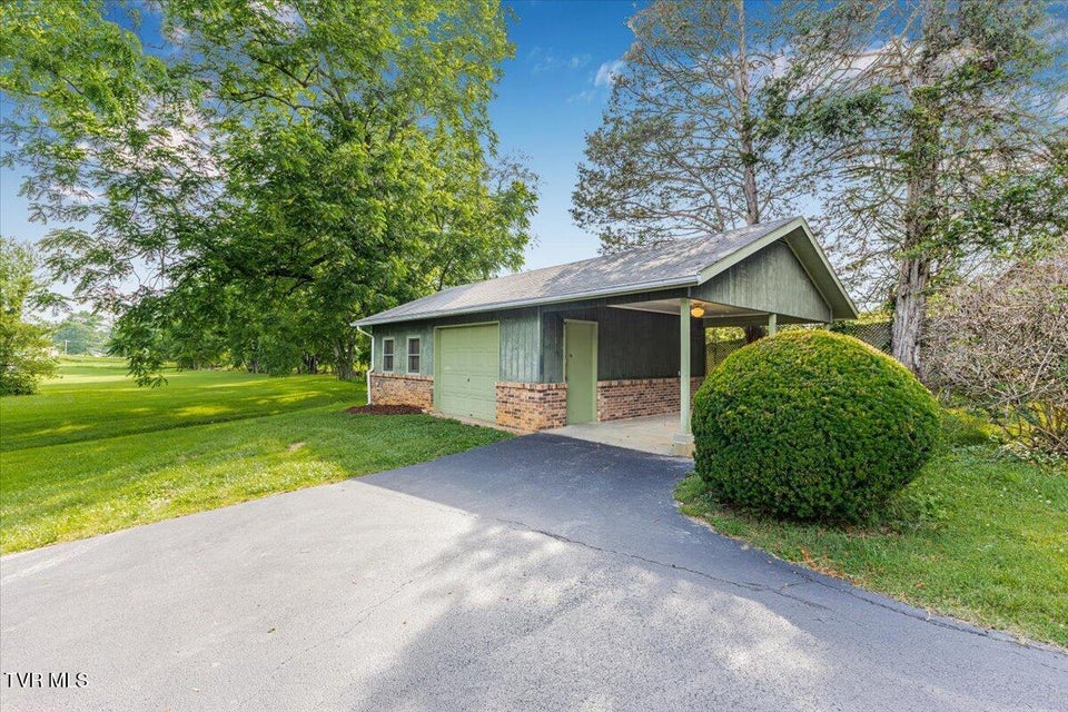 Photo #41: 4116 Greenwood Drive