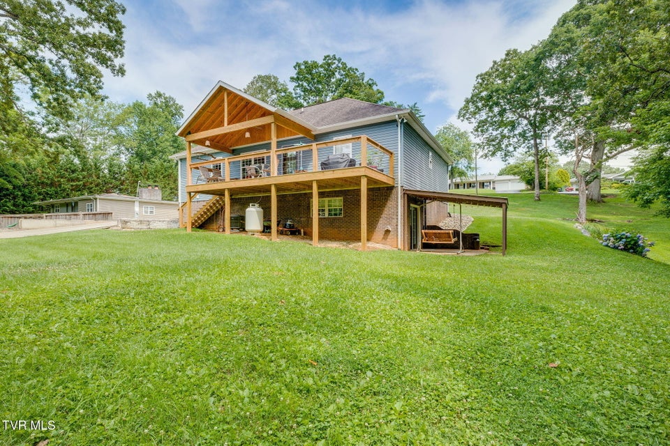 Photo #36: 564 Dogwood Drive