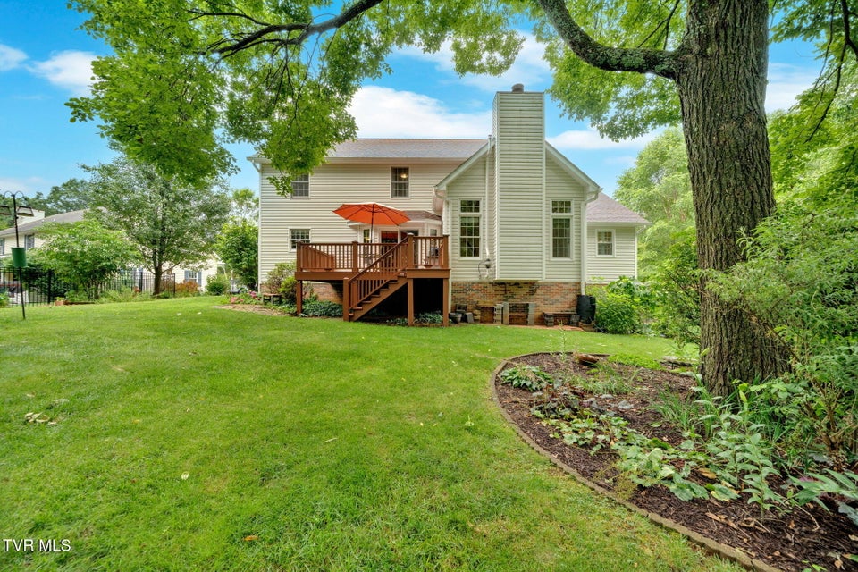 Photo #58: 129 Hillview Court