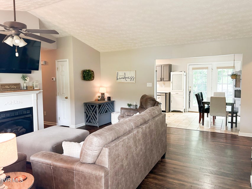 Photo #6: 1032 Sugar Creek Lane