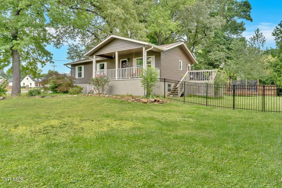 Photo #3: 8202 Westland Drive