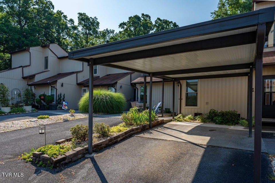 Photo #2: 780 Hamilton Road
