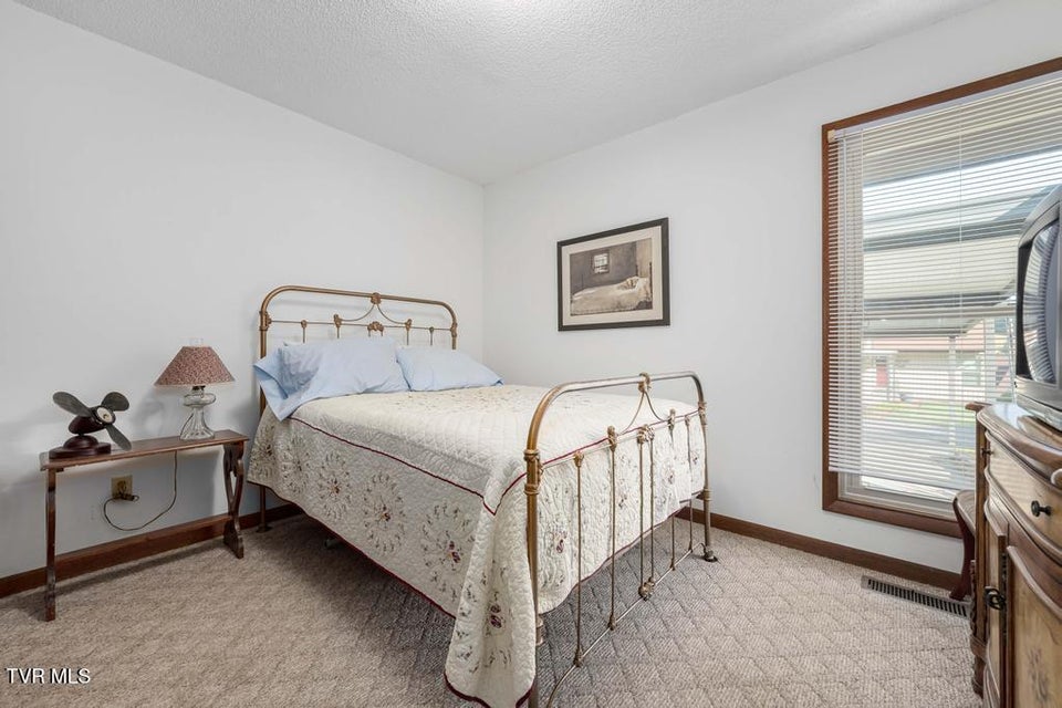 Photo #4: 780 Hamilton Road