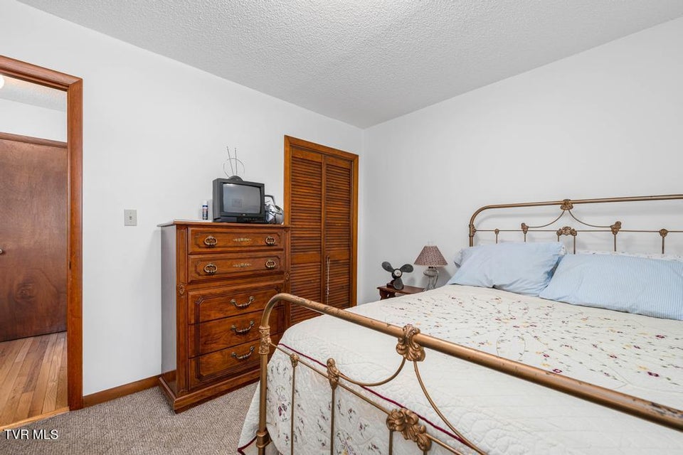 Photo #5: 780 Hamilton Road