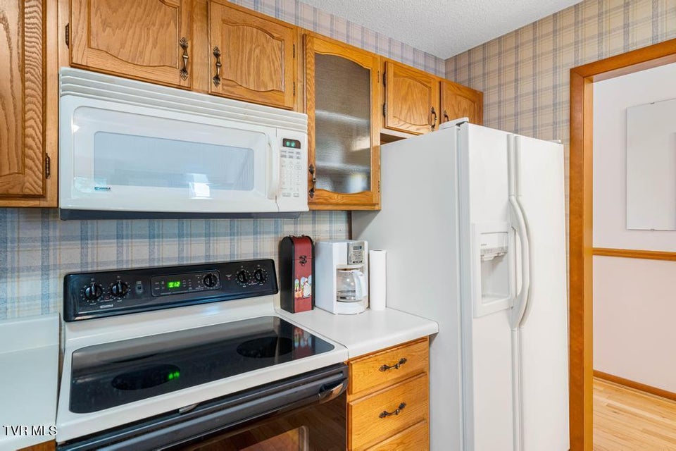 Photo #9: 780 Hamilton Road