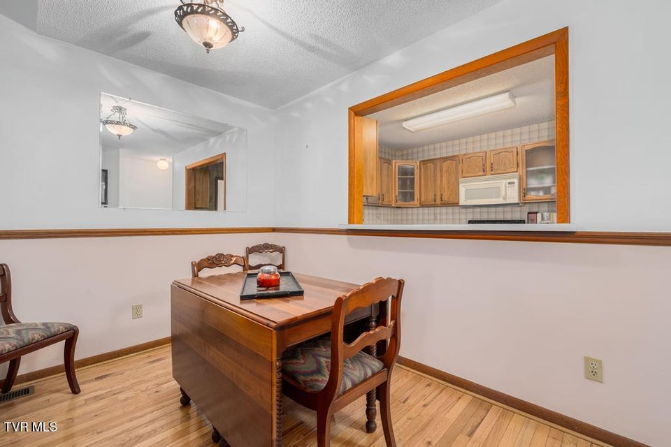 Photo #10: 780 Hamilton Road