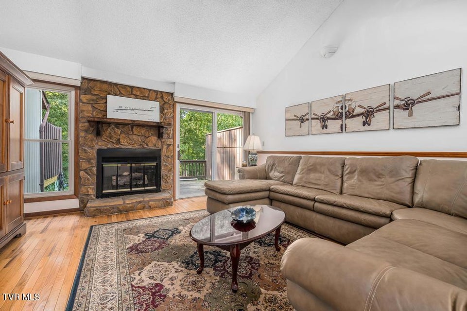 Photo #12: 780 Hamilton Road