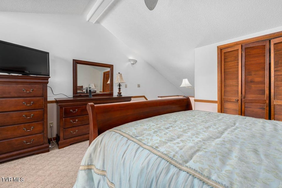 Photo #16: 780 Hamilton Road