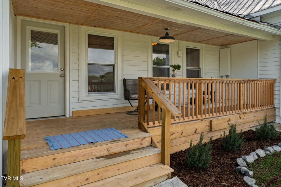 Photo #16: 654 Valley Drive