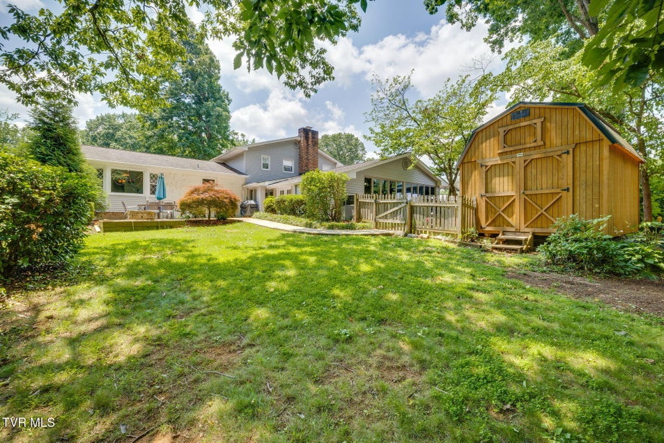 Photo #41: 1605 Woodmont Drive