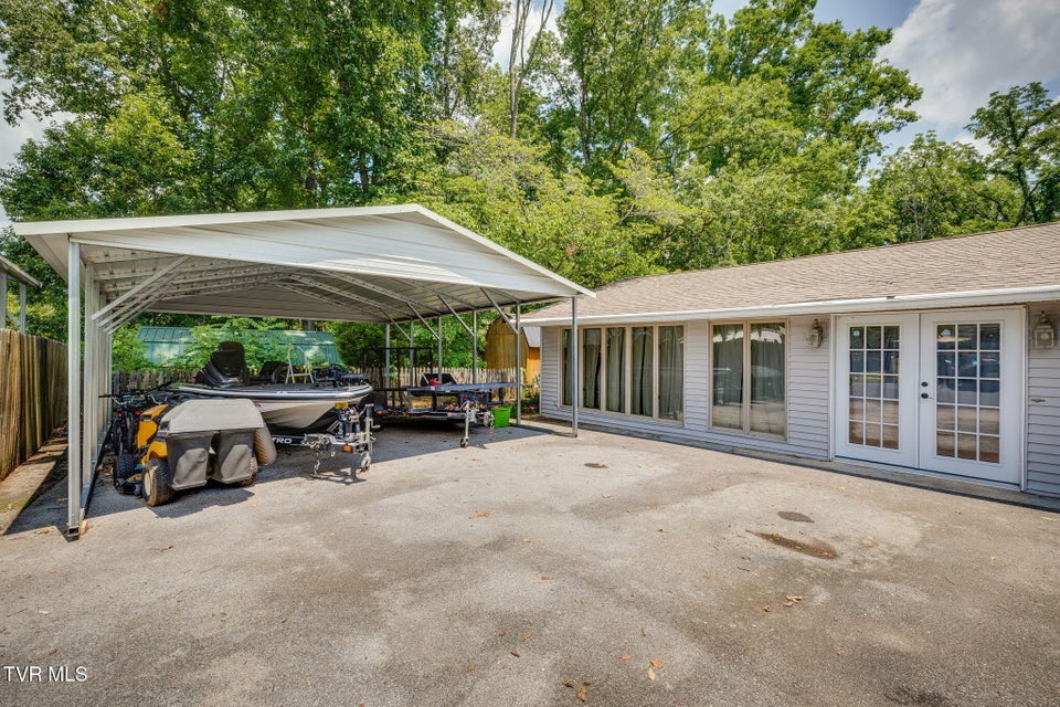 Photo #44: 1605 Woodmont Drive