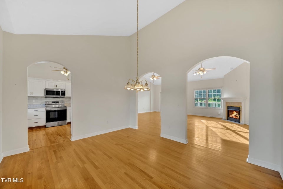 Photo #28: 114 Wiltshire Drive