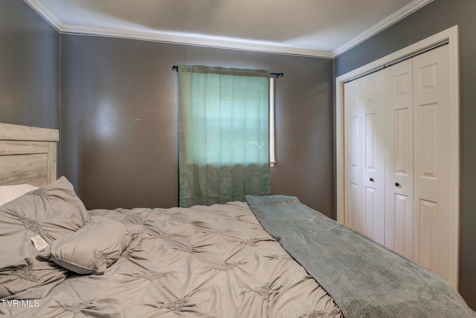 Photo #19: 232 Meadow Drive