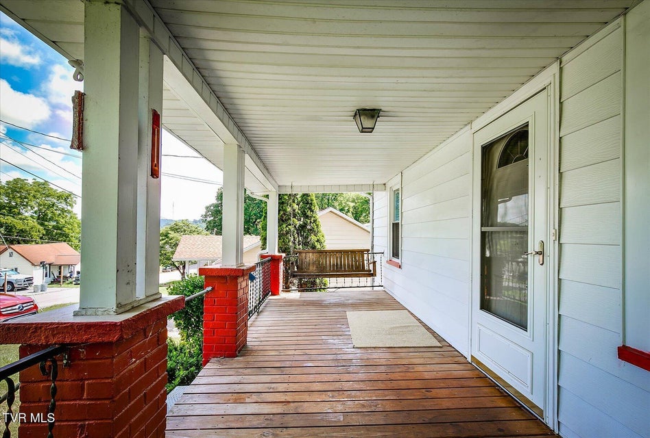 Photo #6: 227 Jonesboro Drive