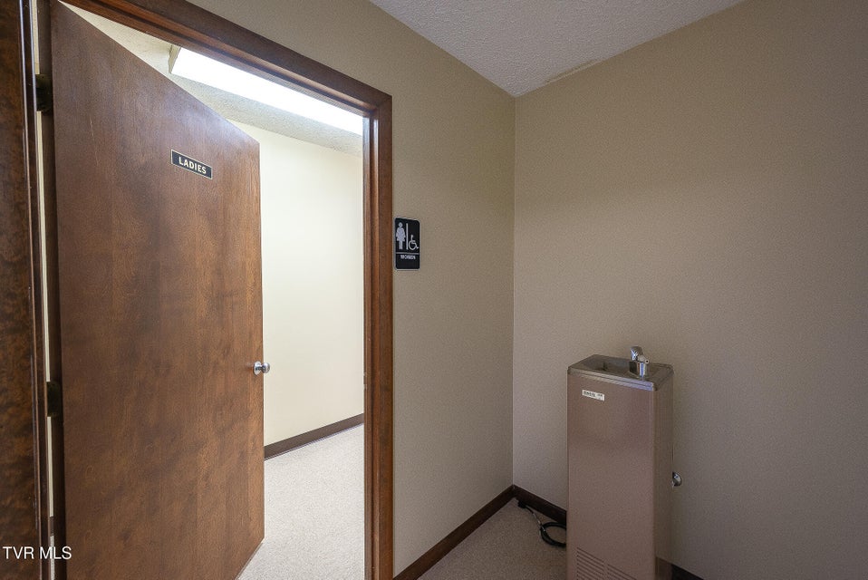 Photo #41: 1912 Bowater Drive