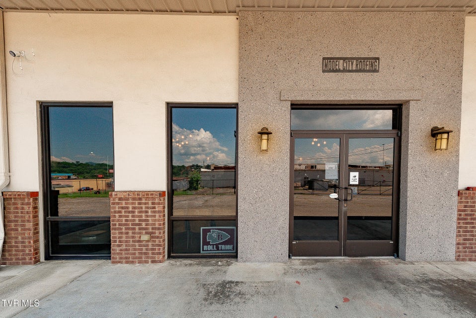 Photo #2: 1912 Bowater Drive