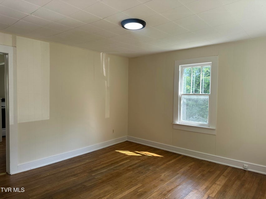 Photo #10: 613 Spruce Street