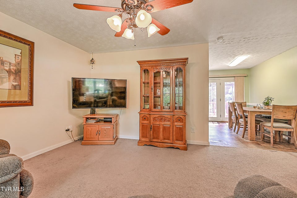 Photo #5: 116 Regency Drive