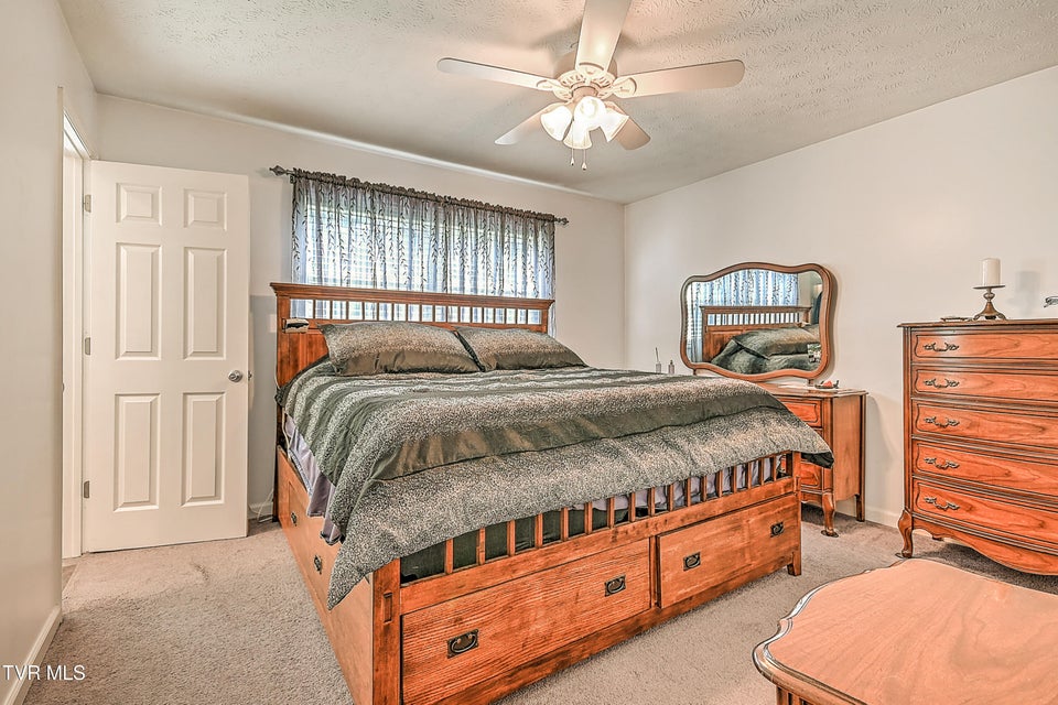 Photo #13: 116 Regency Drive