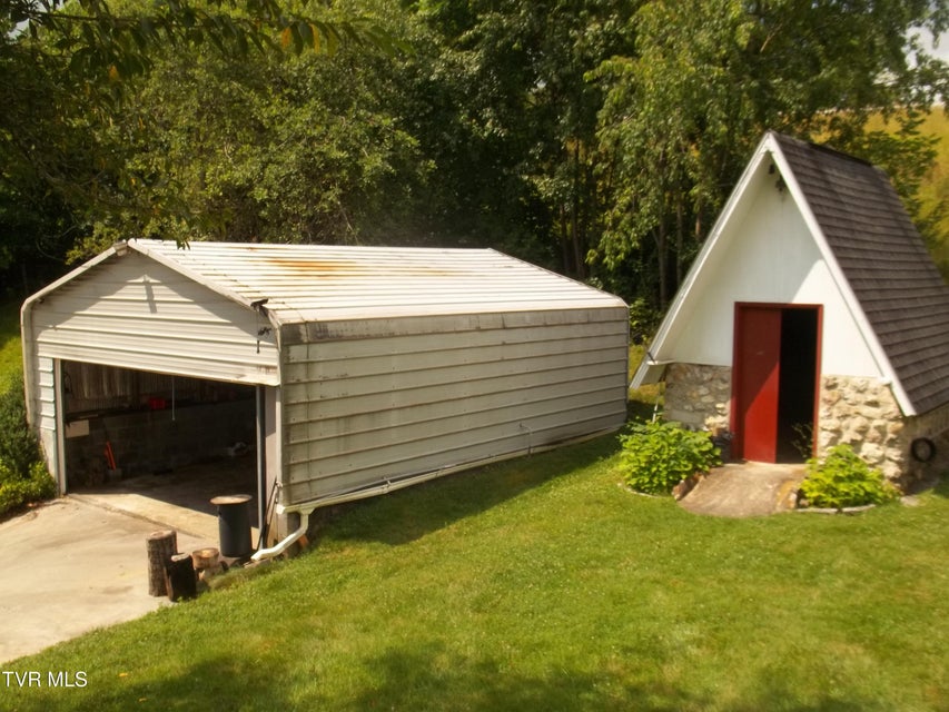 Photo #10: 313 Milburn Avenue