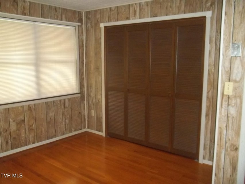 Photo #29: 313 Milburn Avenue
