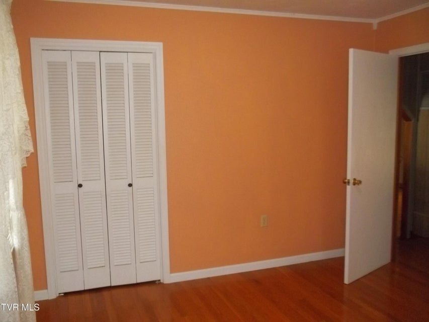 Photo #36: 313 Milburn Avenue