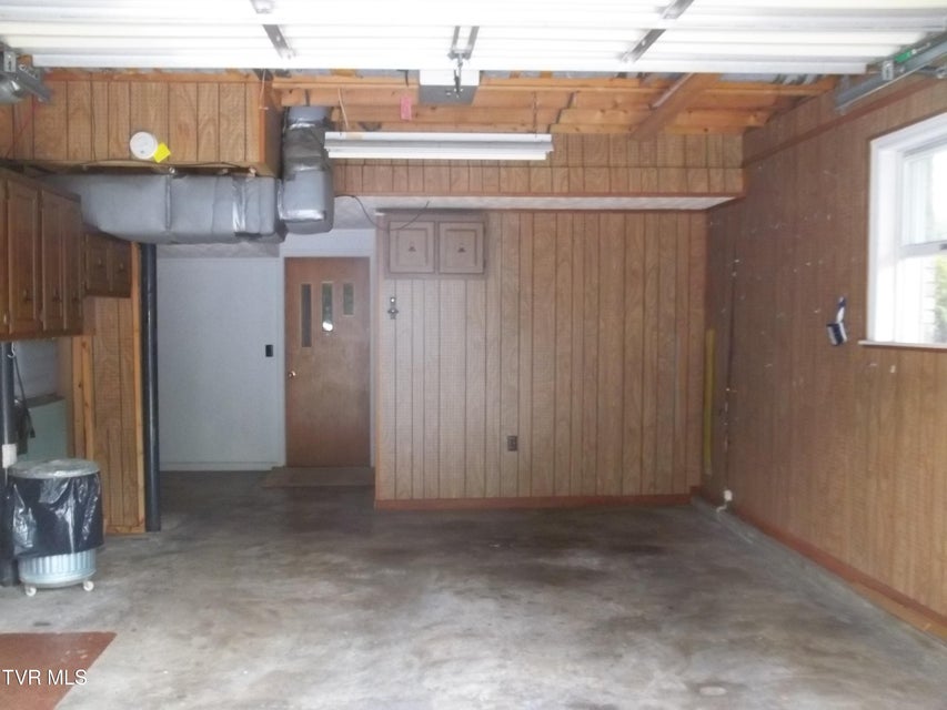 Photo #53: 313 Milburn Avenue