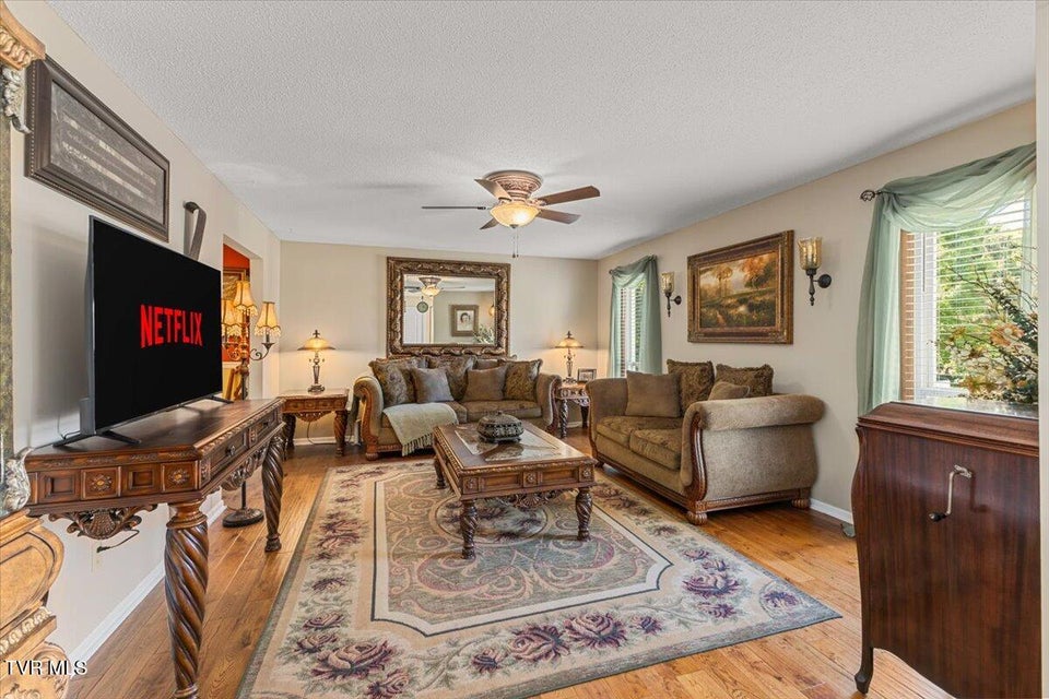 Photo #7: 1207 Tanglewood Drive