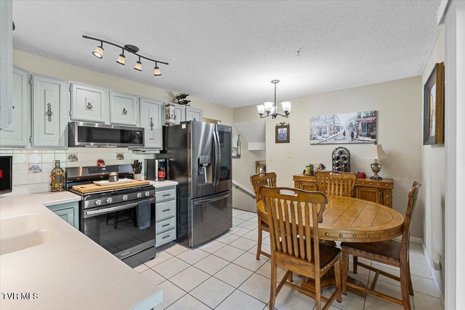 Photo #11: 1207 Tanglewood Drive