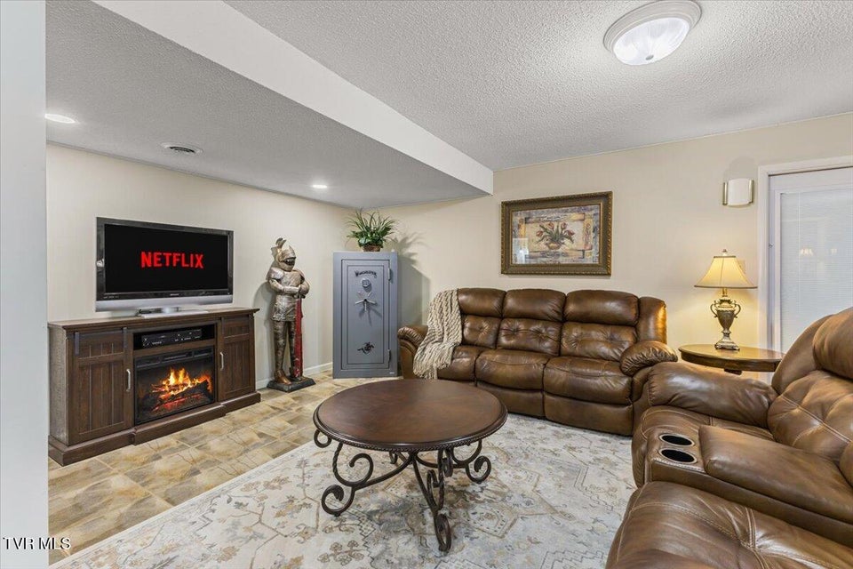 Photo #21: 1207 Tanglewood Drive