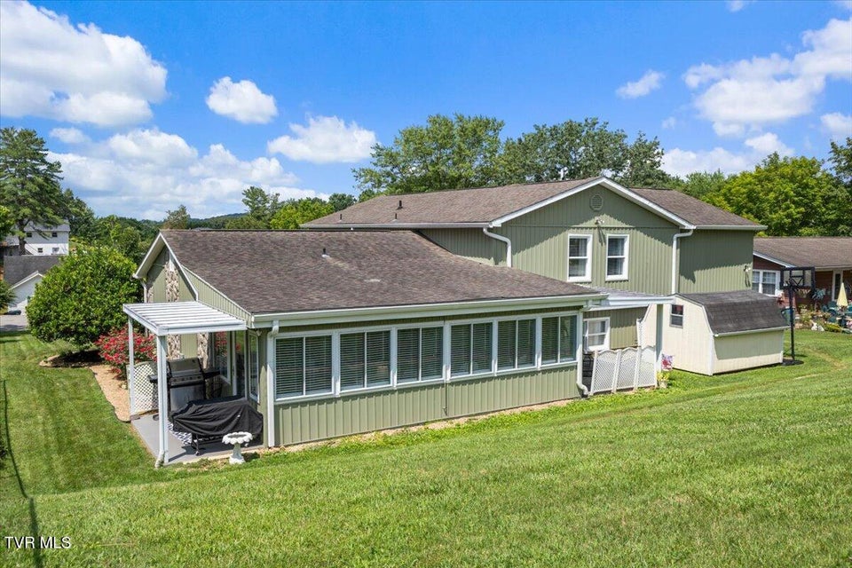 Photo #53: 1207 Tanglewood Drive