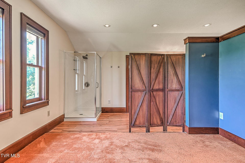 Photo #27: 1027 Summer Street
