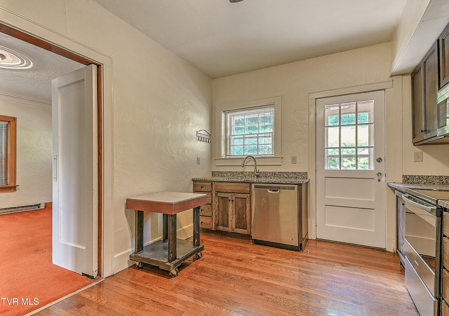 Photo #39: 1027 Summer Street
