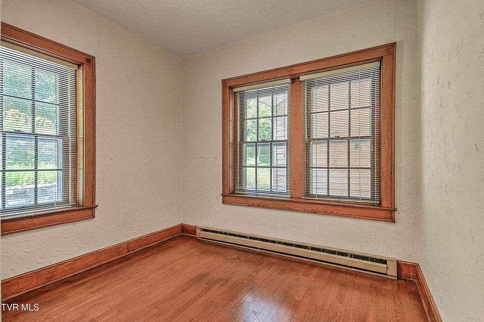 Photo #41: 1027 Summer Street