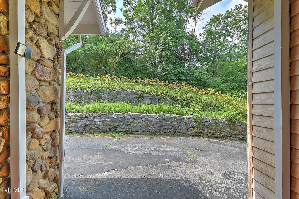 Photo #70: 1027 Summer Street