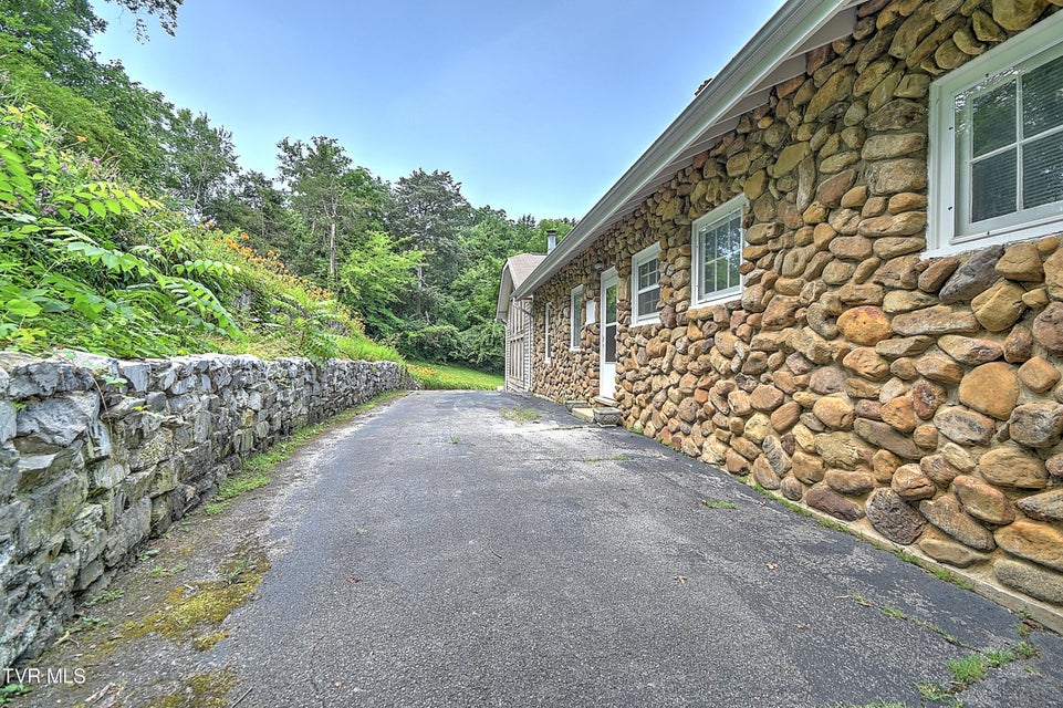 Photo #71: 1027 Summer Street